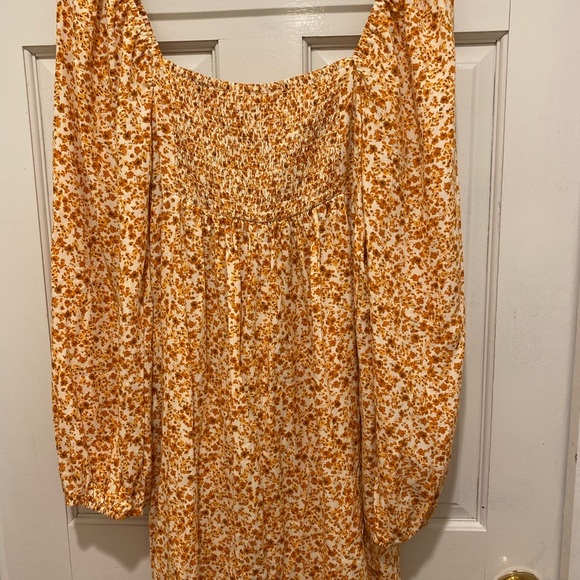 Copper Key Gold Long Sleeve Sundress - Picture 8 of 8